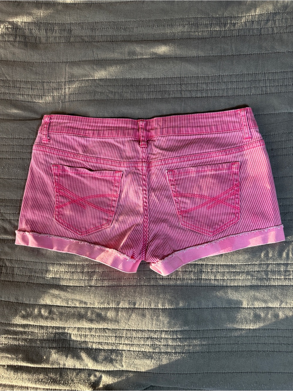 Vintage Y2K Aéropostale Pink Striped Low Rise Micro Denim Shorts Size 5/6 - Picture 7 of 13